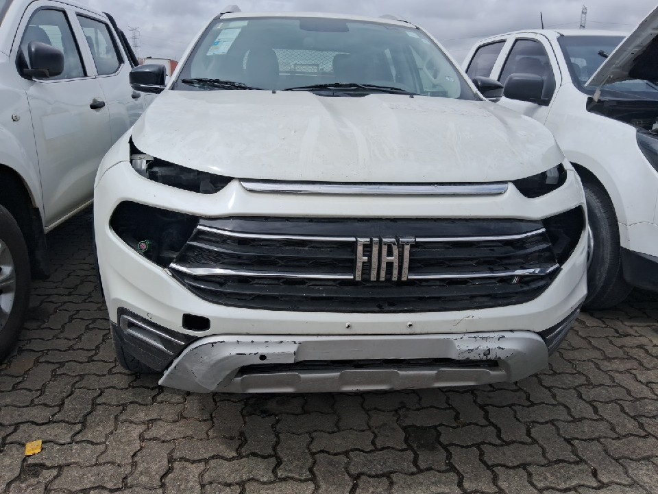 FIAT TORO 2.0 16V TURBO DIESEL VOLCANO 4WD AT9