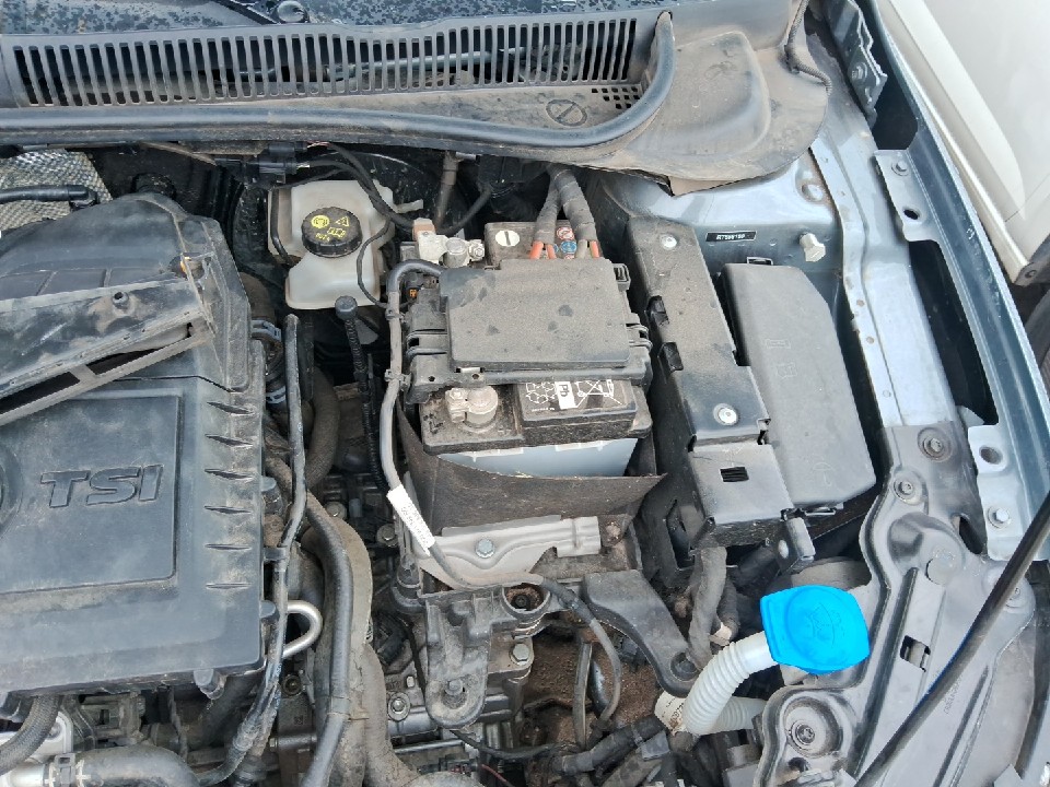 VOLKSWAGEN POLO 1.0 170 TSI COMFORTLINE AUTOM&Aacute;TICO