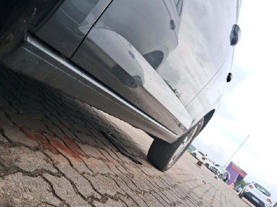 VOLKSWAGEN POLO 1.0 170 TSI COMFORTLINE AUTOM&Aacute;TICO