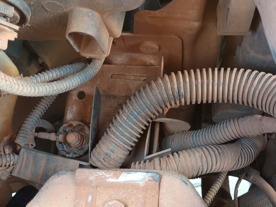 VOLKSWAGEN SAVEIRO 1.6 MSI ROBUST CS 16V FLEX 2P MANUAL