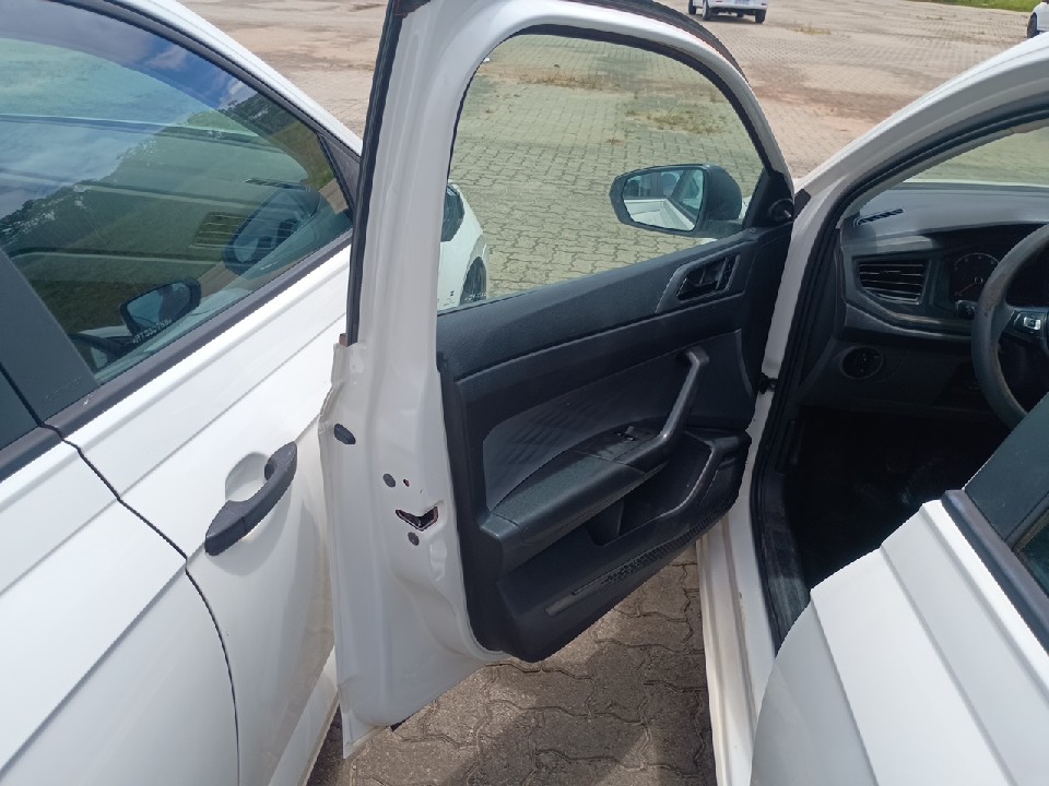 VOLKSWAGEN POLO 1.0 MPI TRACK MANUAL