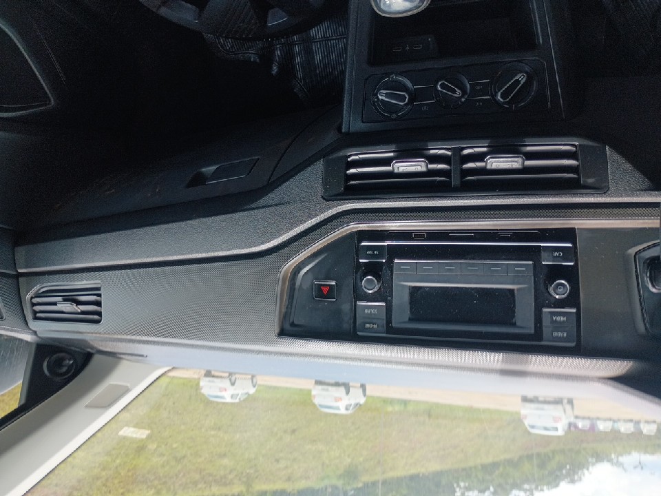 VOLKSWAGEN POLO 1.0 MPI TRACK MANUAL