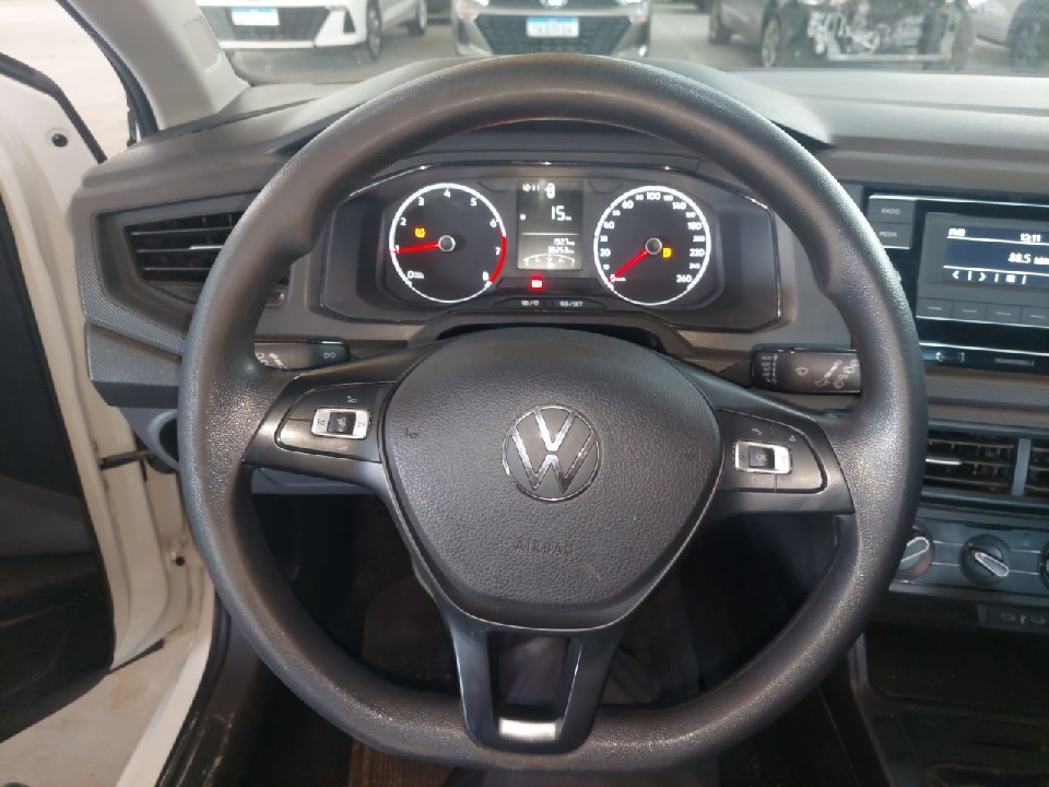 VOLKSWAGEN POLO 1.0 MPI TRACK MANUAL