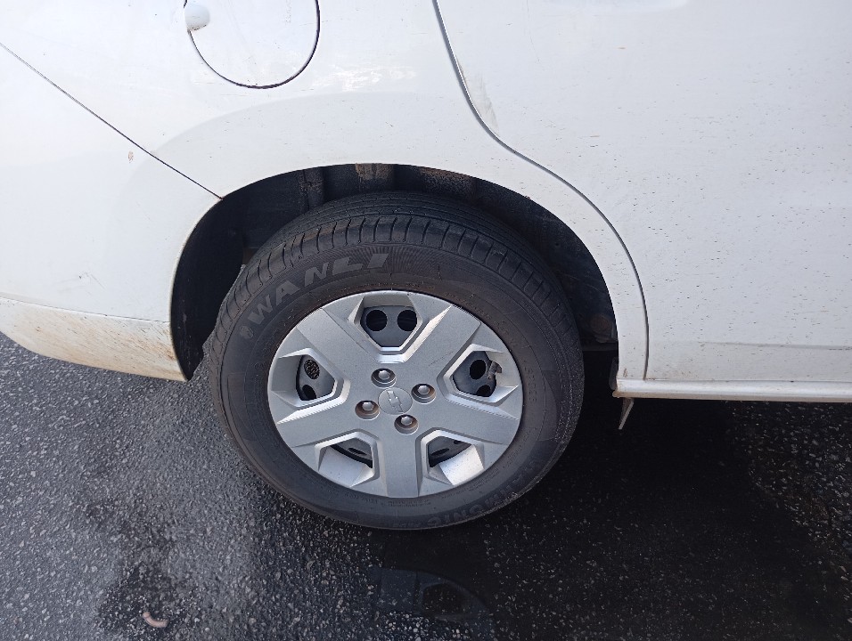 CHEVROLET SPIN 1.8 LS 8V FLEX 4P AUTOMATICO