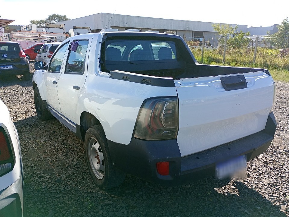 RENAULT OROCH 1.6 16V SCE FLEX PRO MANUAL