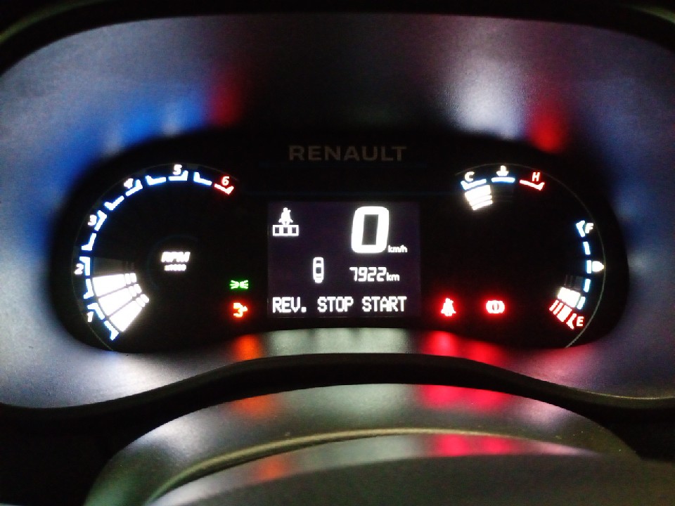 RENAULT KWID 1.0 12V SCE FLEX INTENSE MANUAL