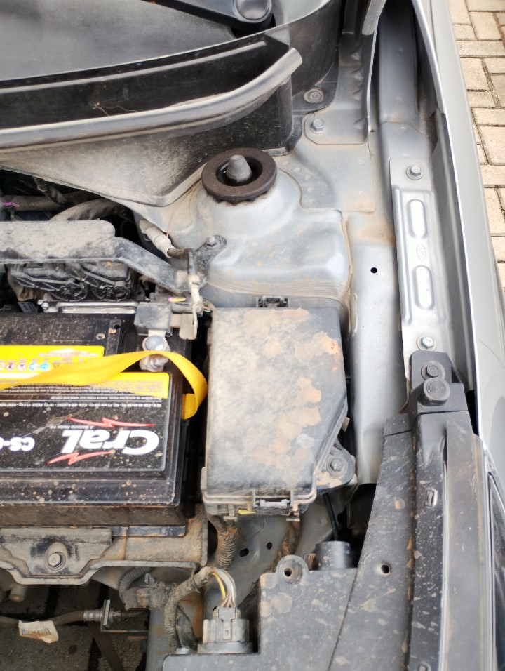 HYUNDAI HB20S 1.0 12V FLEX COMFORT PLUS MANUAL