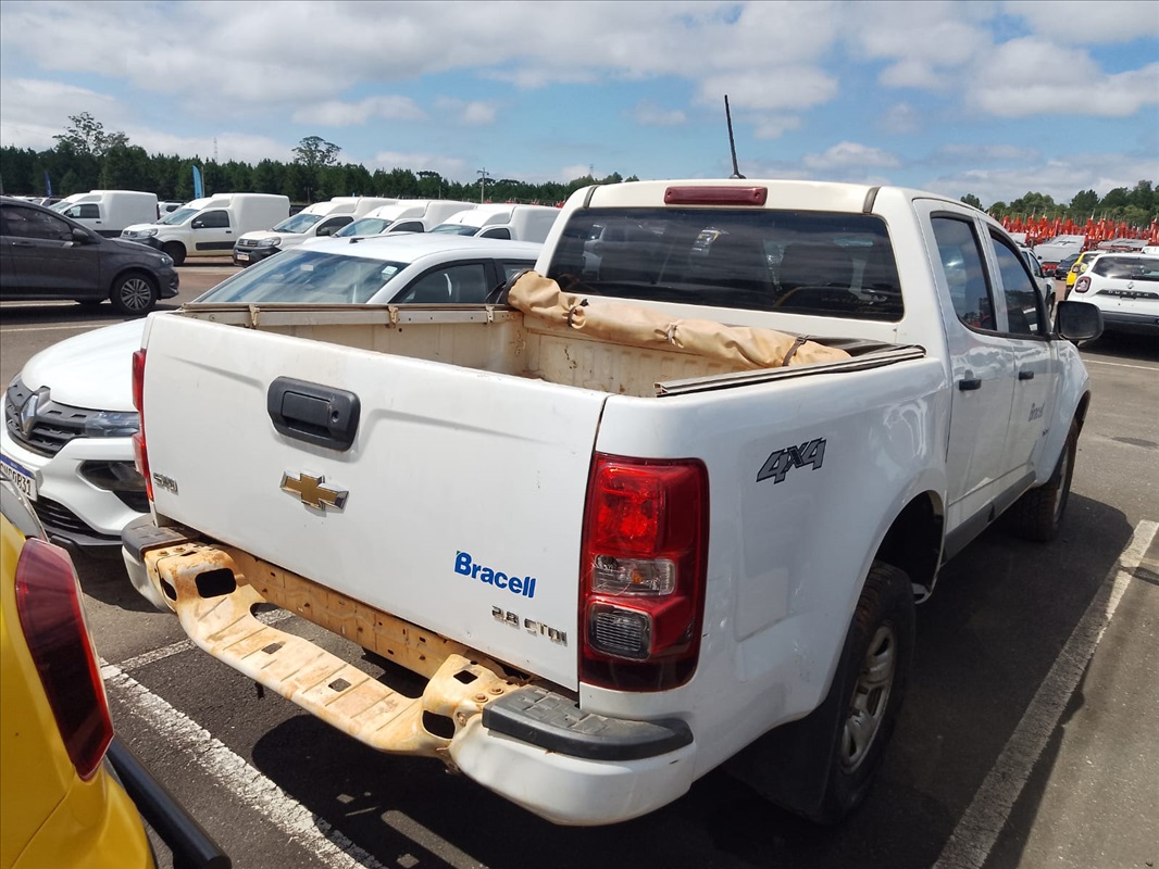 CHEVROLET S10 2.8 LS 4X4 CD 16V TURBO DIESEL 4P MANUAL