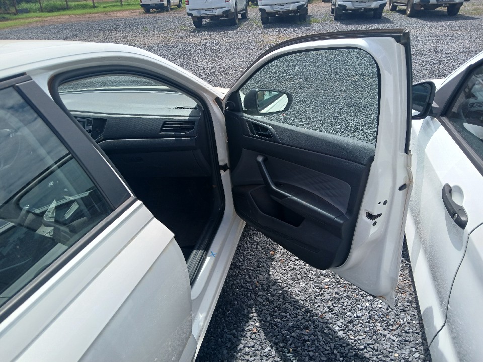 VOLKSWAGEN POLO 1.0 MPI TRACK MANUAL