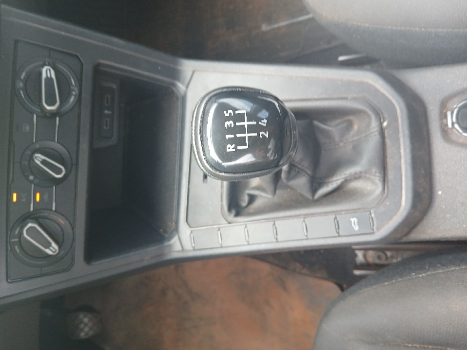 VOLKSWAGEN POLO 1.0 MPI TRACK MANUAL