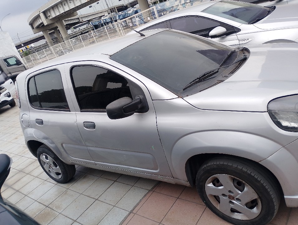 FIAT UNO 1.0 FIRE FLEX ATTRACTIVE MANUAL