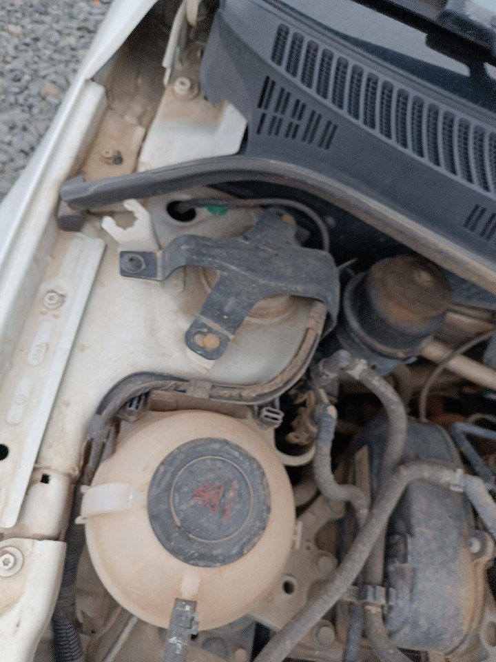 VOLKSWAGEN SAVEIRO 1.6 MSI ROBUST CS 16V FLEX 2P MANUAL