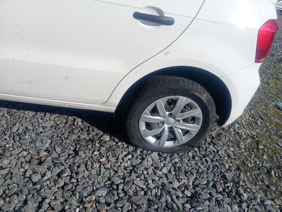 VOLKSWAGEN GOL 1.0 FLEX 12V 5P