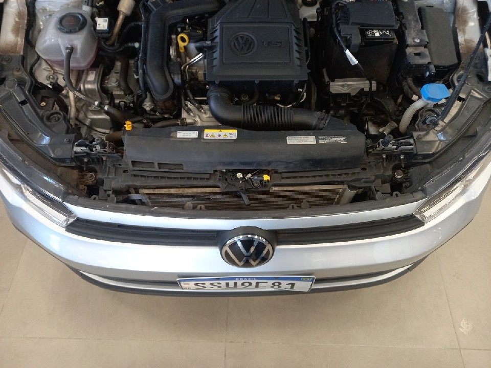 VOLKSWAGEN POLO 1.0 170 TSI COMFORTLINE AUTOM&Aacute;TICO