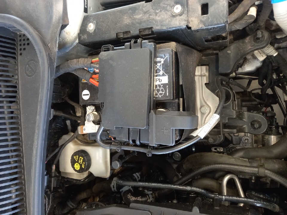 VOLKSWAGEN POLO 1.0 170 TSI COMFORTLINE AUTOM&Aacute;TICO