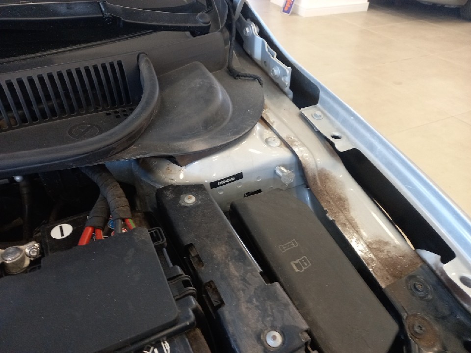 VOLKSWAGEN POLO 1.0 170 TSI COMFORTLINE AUTOM&Aacute;TICO