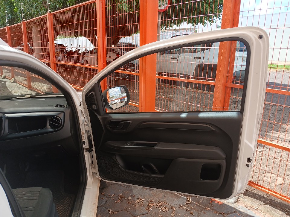 FIAT FIORINO 1.4 MPI FURGAO 8V FLEX 2P MANUAL