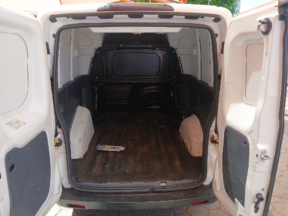 FIAT FIORINO 1.4 MPI FURGAO 8V FLEX 2P MANUAL