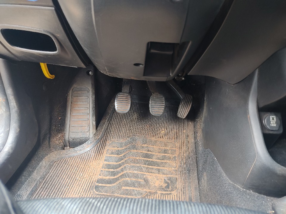 FIAT STRADA 1.4 FIRE FLEX ENDURANCE CS MANUAL