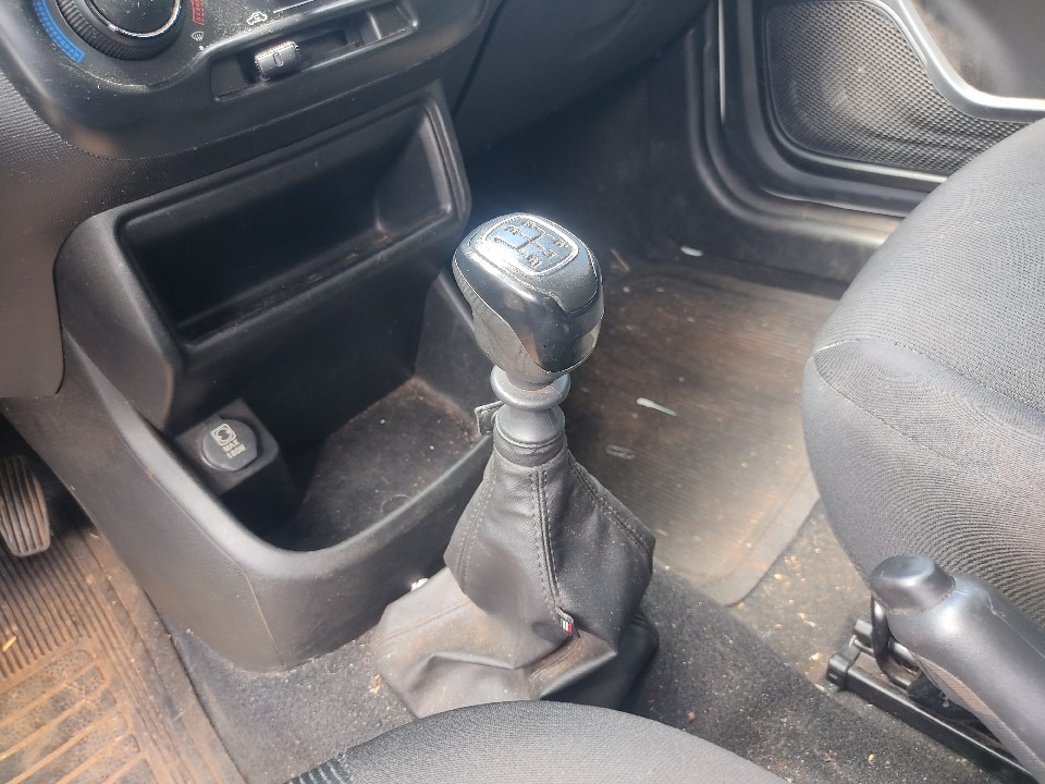 FIAT STRADA 1.4 FIRE FLEX ENDURANCE CS MANUAL