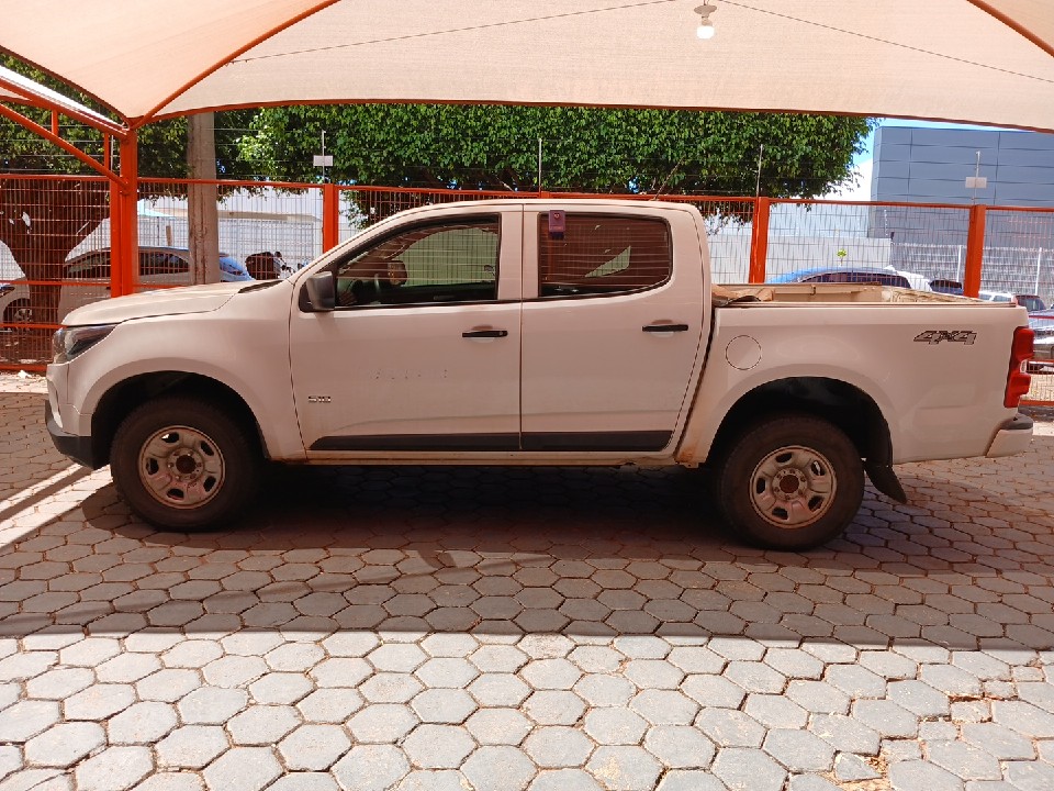 CHEVROLET S10 2.8 LS 4X4 CD 16V TURBO DIESEL 4P MANUAL