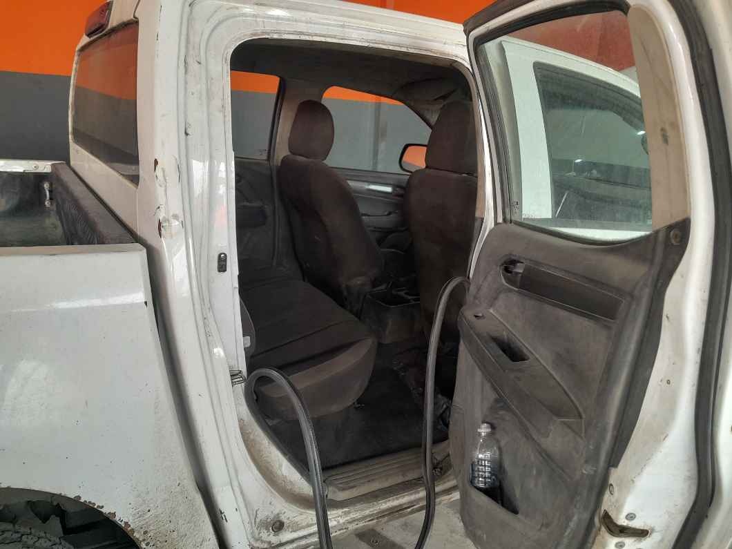 CHEVROLET S10 2.8 LS 4X4 CD 16V TURBO DIESEL 4P MANUAL