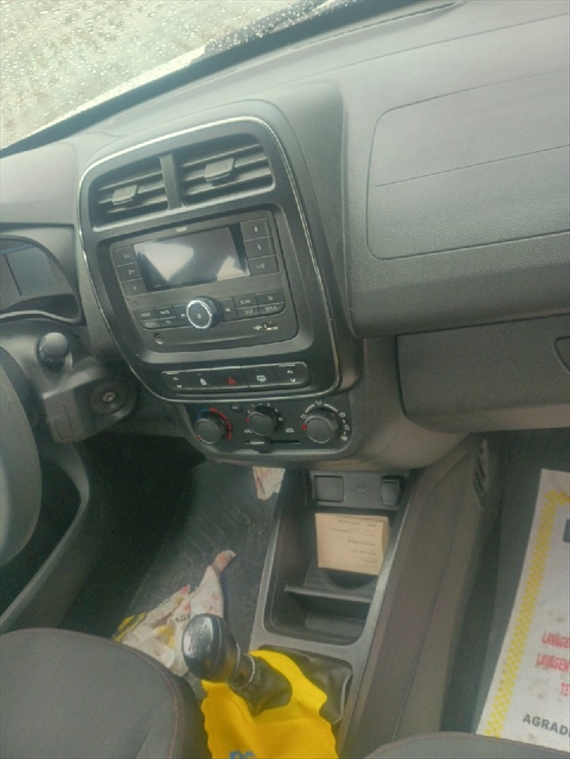 RENAULT KWID 1.0 12V SCE FLEX ZEN MANUAL