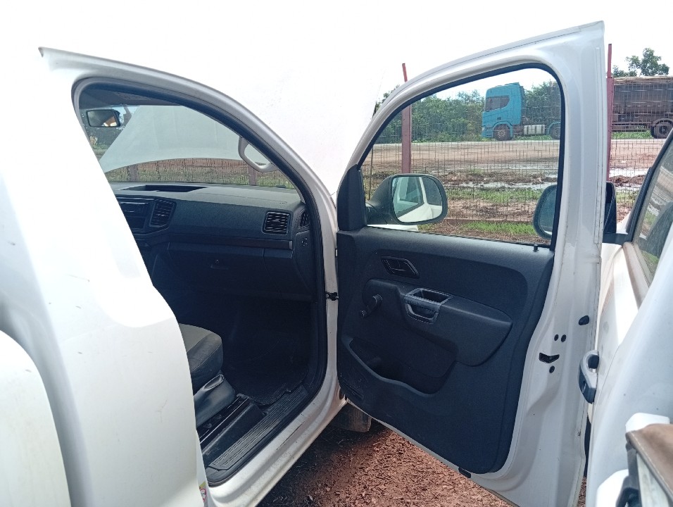 VOLKSWAGEN AMAROK 2.0 S 4X4 CS 16V TURBO INTERCOOLER DIESEL 2P MANUAL