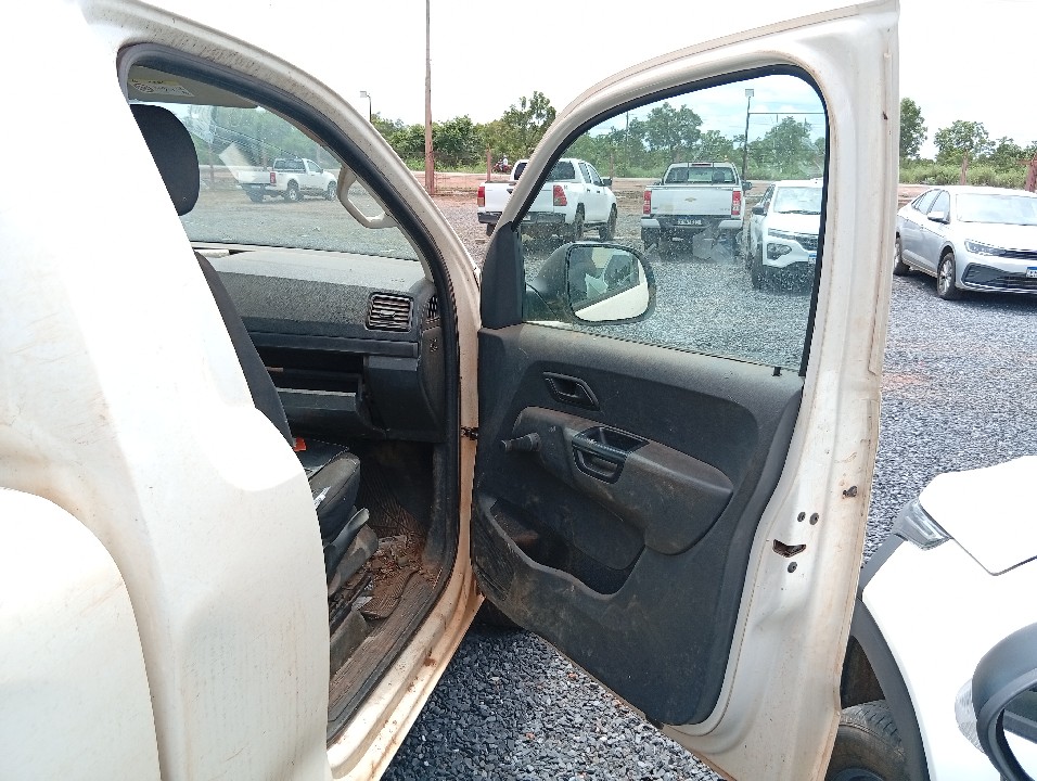 VOLKSWAGEN AMAROK 2.0 S 4X4 CS 16V TURBO INTERCOOLER DIESEL 2P MANUAL