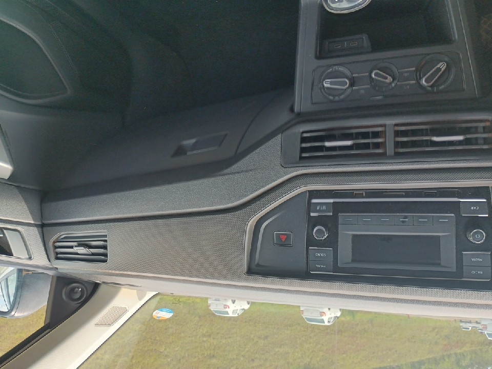 VOLKSWAGEN POLO 1.0 MPI TRACK MANUAL