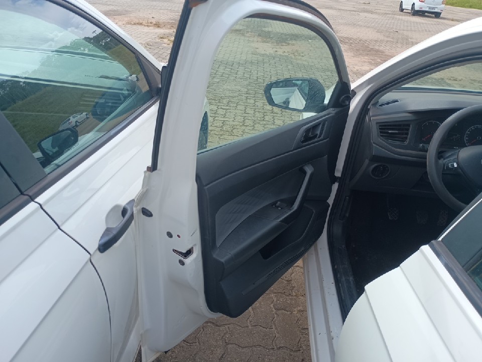 VOLKSWAGEN POLO 1.0 MPI TRACK MANUAL