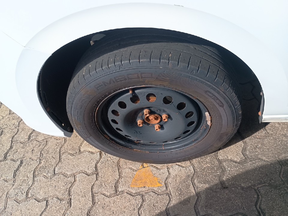 VOLKSWAGEN POLO 1.0 MPI TRACK MANUAL