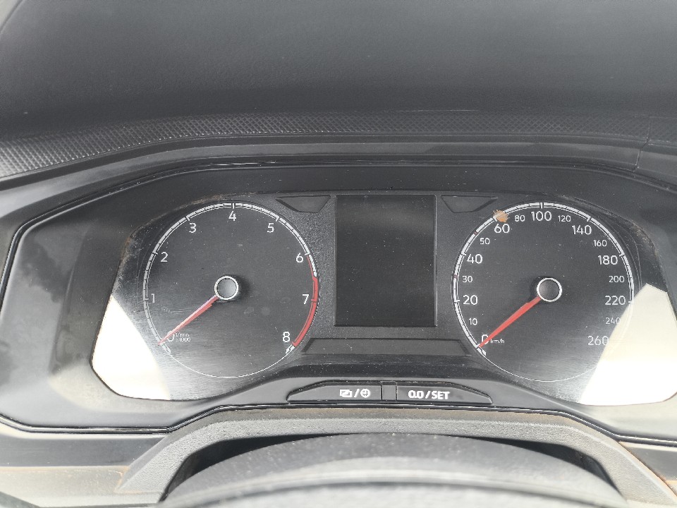 VOLKSWAGEN POLO 1.0 MPI TRACK MANUAL