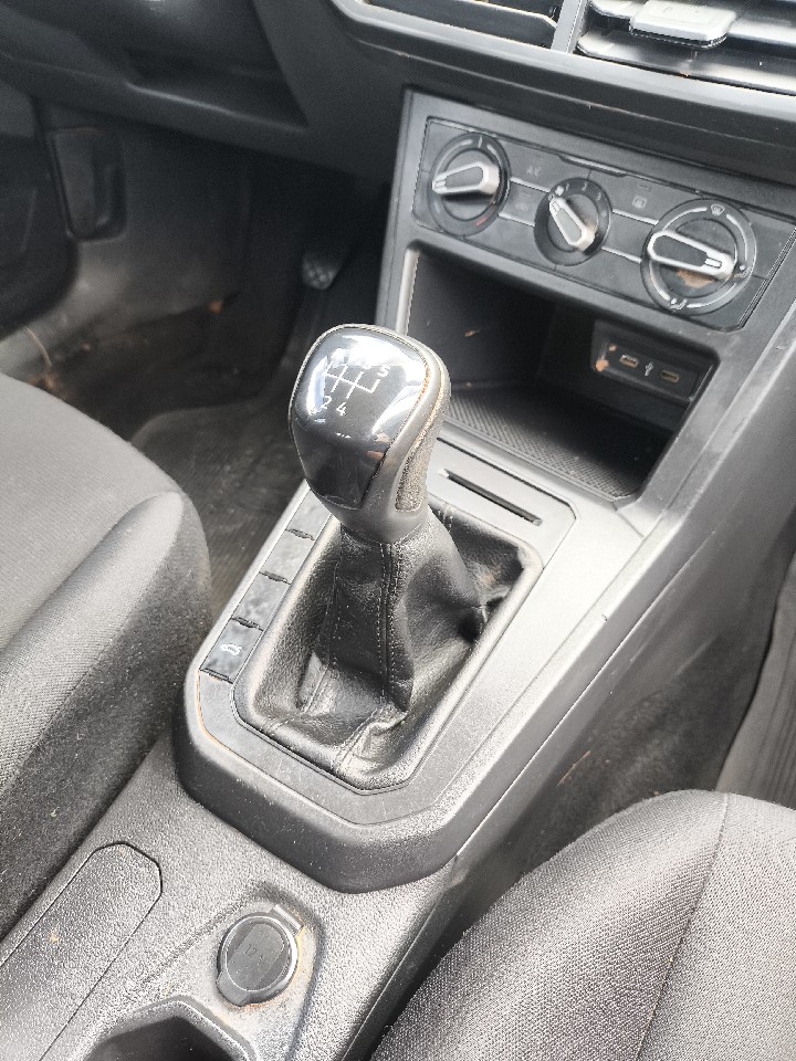 VOLKSWAGEN POLO 1.0 MPI TRACK MANUAL