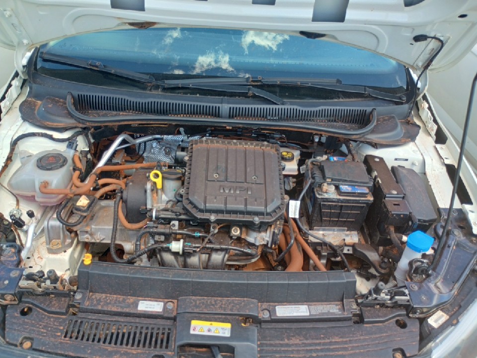 VOLKSWAGEN POLO 1.0 MPI TRACK MANUAL