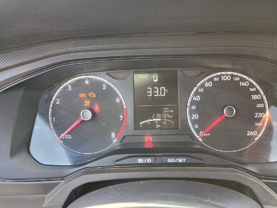 VOLKSWAGEN POLO 1.0 MPI TRACK MANUAL