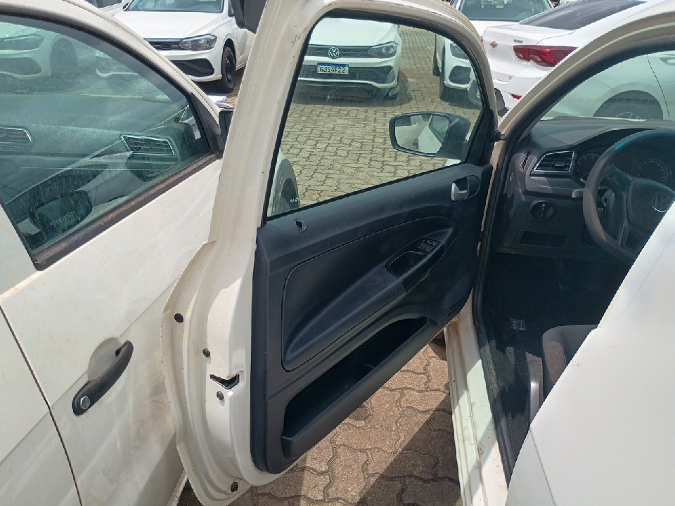 VOLKSWAGEN SAVEIRO 1.6 MSI ROBUST CS 16V FLEX 2P MANUAL