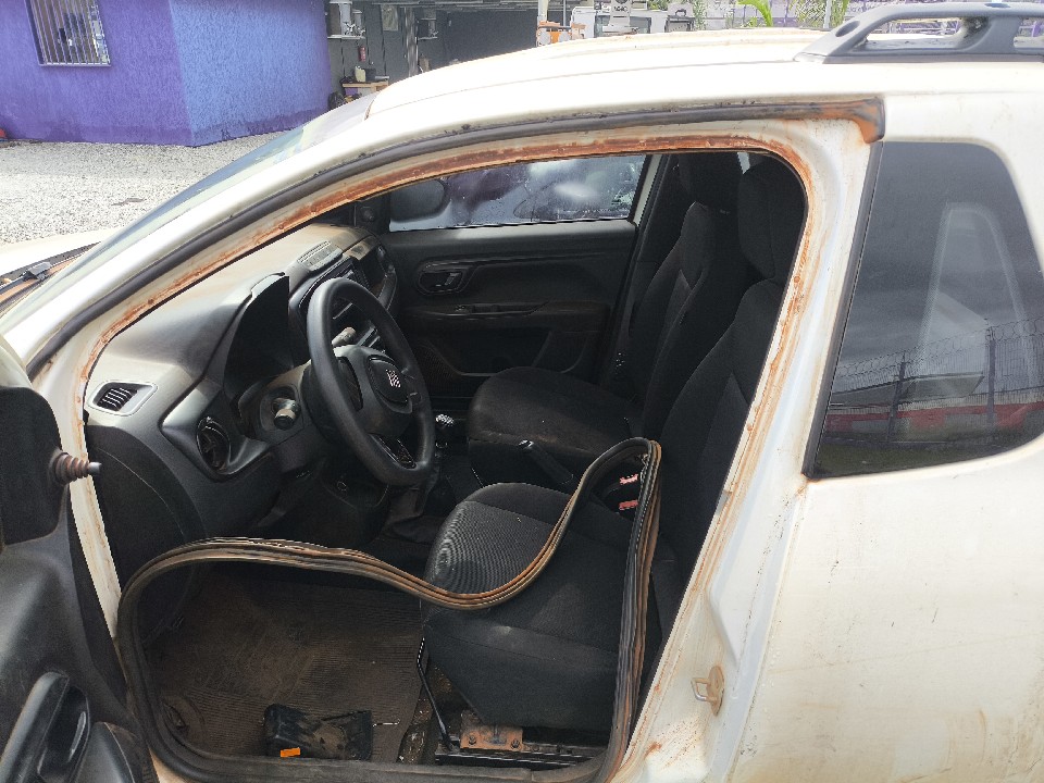 FIAT STRADA ENDURANCE 1.3 FLEX 8V CS PLUS