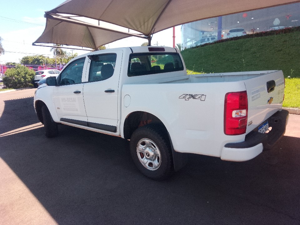 CHEVROLET S10 2.8 LS 4X4 CD 16V TURBO DIESEL 4P MANUAL