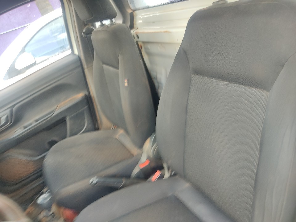 FIAT STRADA 1.4 FIRE FLEX ENDURANCE CS MANUAL