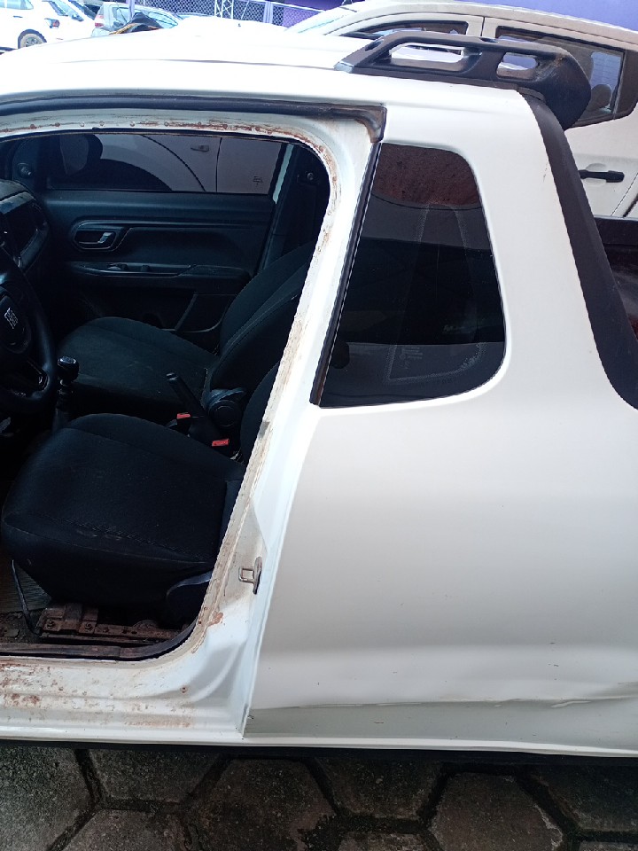 FIAT STRADA ENDURANCE 1.3 FLEX 8V CS PLUS