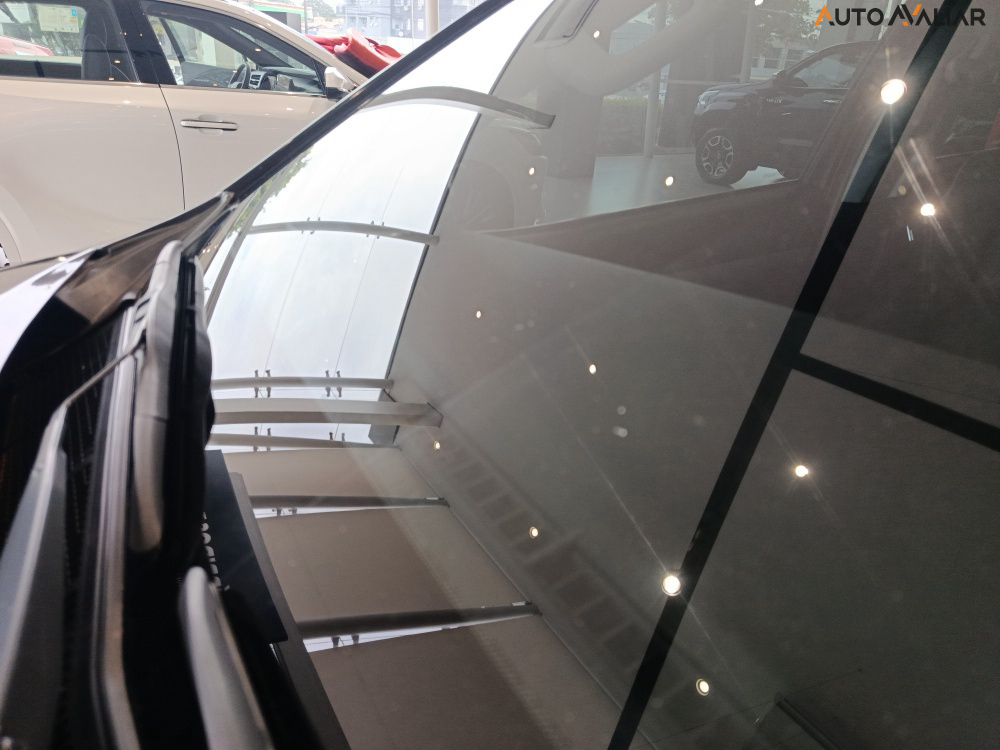 TOYOTA HILUX 2.8 D-4D TURBO DIESEL CD SRX 4X4 AUTOM&Aacute;TICO