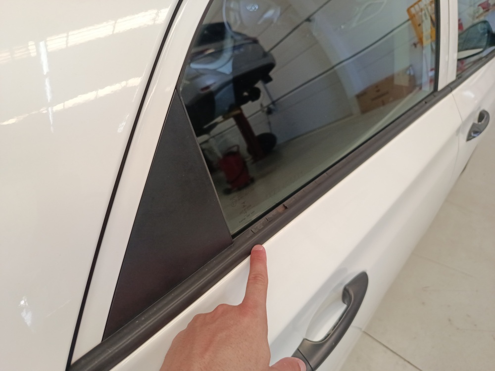 HYUNDAI HB20 1.0 UNIQUE 12V FLEX 4P MANUAL