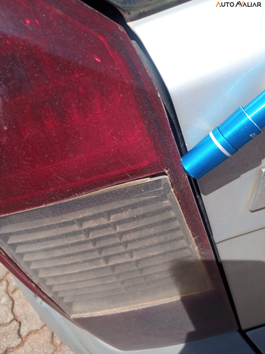 FIAT IDEA 1.8 MPI ADVENTURE 8V FLEX 4P MANUAL