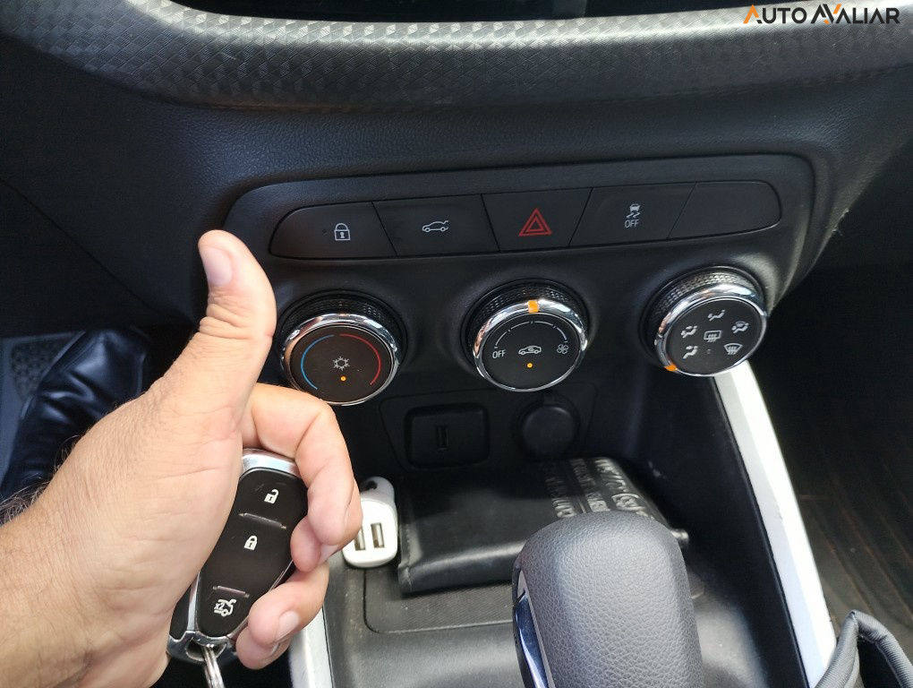 CHEVROLET ONIX 1.0 TURBO FLEX PLUS LTZ AUTOMATICO