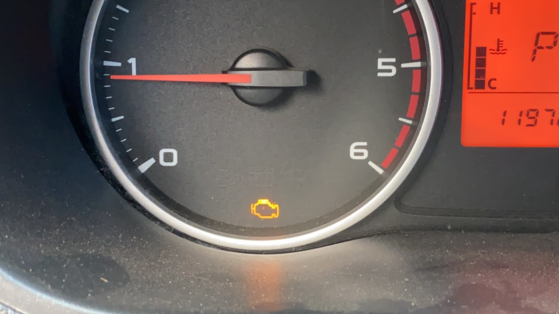 MITSUBISHI L200 Triton Sport GLS 2.4 CD Diesel Aut.