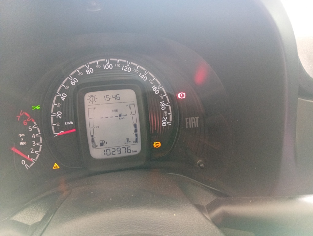 FIAT MOBI 1.0 8V EVO FLEX LIKE. MANUAL