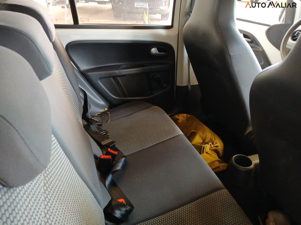 VOLKSWAGEN UP 1.0 TSI MOVE UP 12V FLEX 4P MANUAL