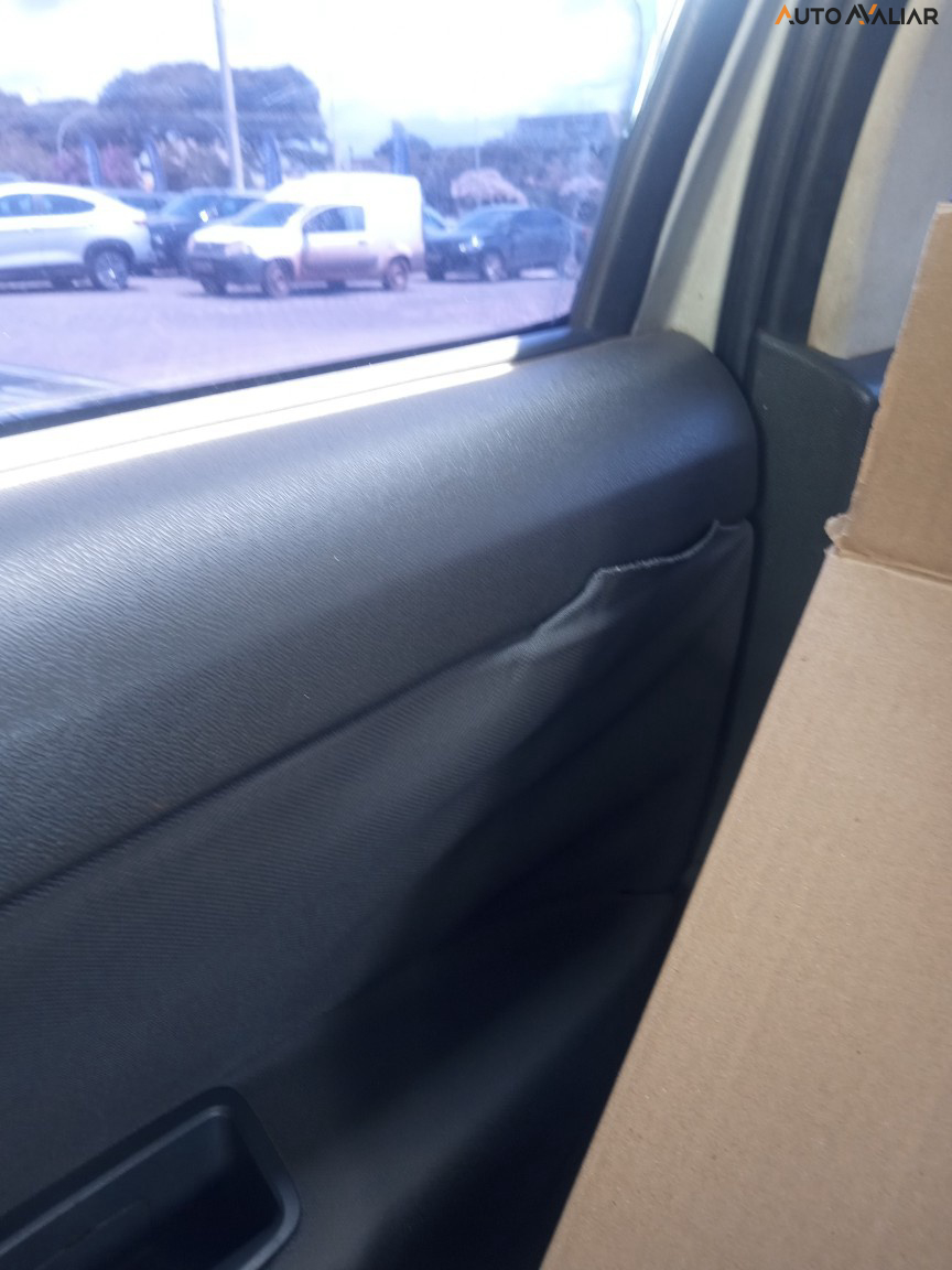 FIAT IDEA 1.8 MPI ADVENTURE 8V FLEX 4P MANUAL