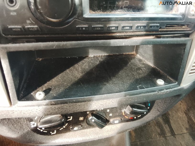 CITROEN C3 1.4 I GLX 8V FLEX 4P MANUAL